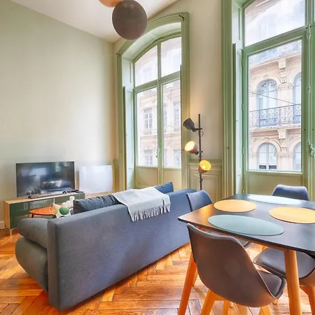 Be My Home - Le Splendide *